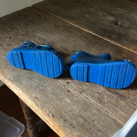 Mini Melissa monster rain boots size 9 toddler 💧💧 - Picture 3 of 4